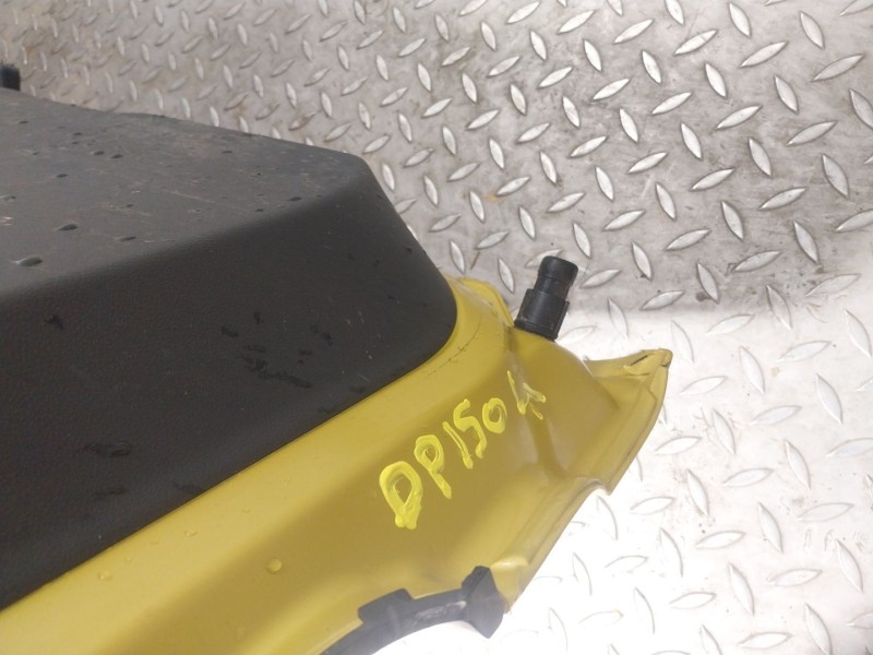 Recambio de porton trasero para jeep avenger longitude 1.2 referencia OEM IAM   