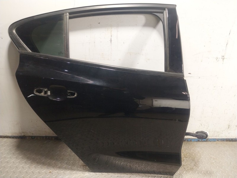 Recambio de puerta trasera derecha para ford focus iv (hn) 1.0 ecoboost referencia OEM IAM   