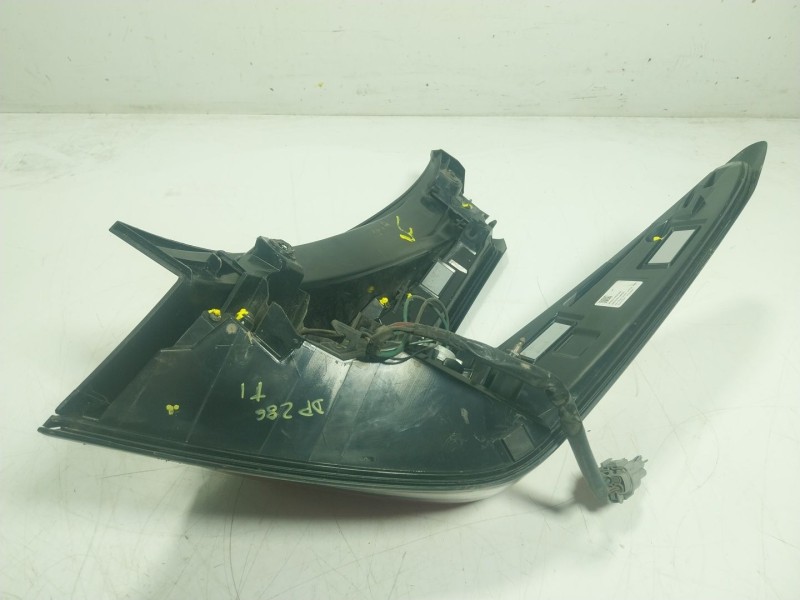 Recambio de piloto trasero izquierdo para nissan leaf (ze1) electric referencia OEM IAM 265555SH0A 265555SH04 