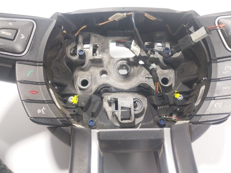 Recambio de volante para land rover range rover evoque (l538) 2.2 d 4x4 referencia OEM IAM LR025772 BJ323F563DE 