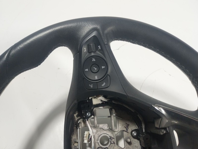 Recambio de volante para opel corsa f (p2jo) 1.2 (68) referencia OEM IAM  647390500 