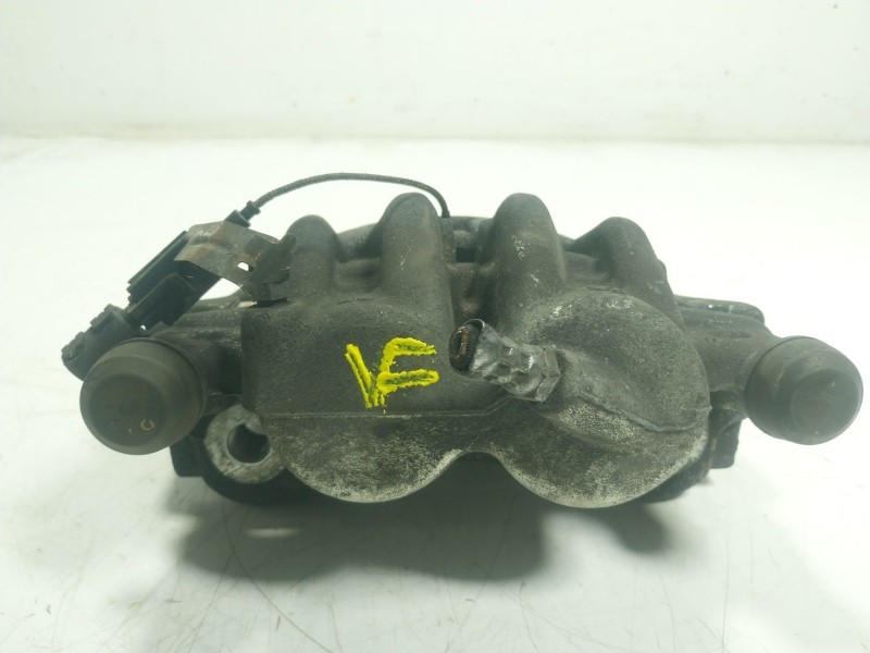 Recambio de pinza freno delantera izquierda para peugeot boxer furgoneta 2.0 bluehdi 130 referencia OEM IAM 4401J8  