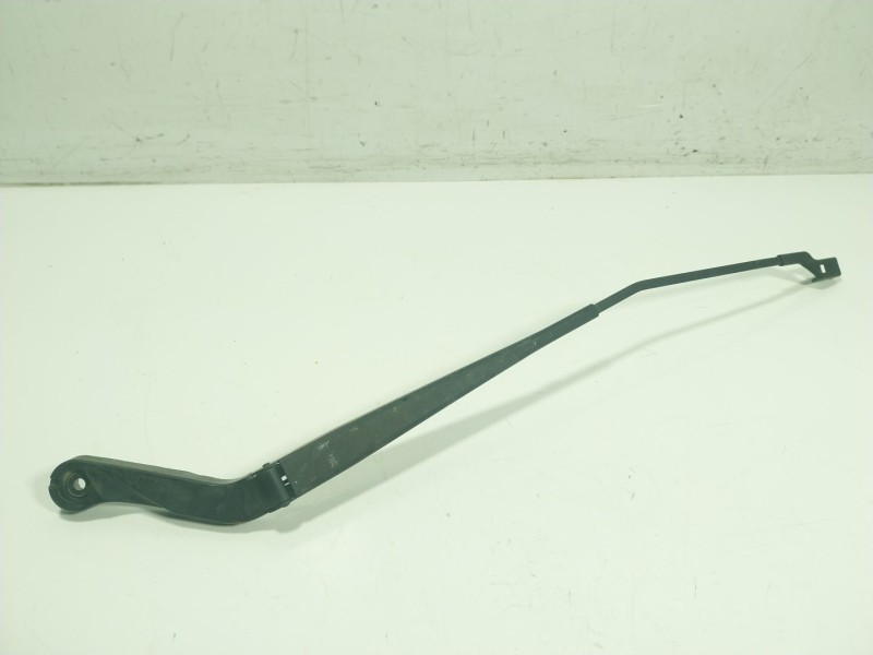 Recambio de brazo limpia delantero derecho para peugeot boxer furgoneta 2.0 bluehdi 130 referencia OEM IAM 6429CH  