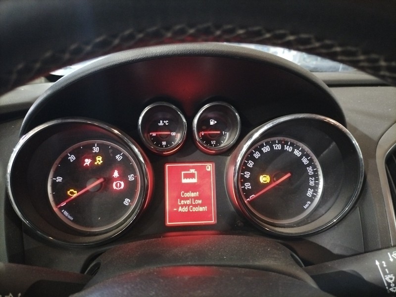 Recambio de cuadro instrumentos para opel astra j lim. 1.7 16v cdti referencia OEM IAM 13433776 13433776 