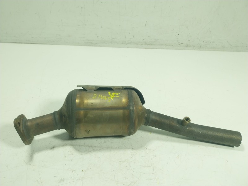 Recambio de catalizador para ford ecosport 1.5 ecoblue tdci referencia OEM IAM 1877421 F1B15H284AA 