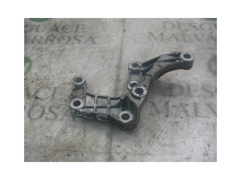 Recambio de soporte motor para renault 19 (b/c/l53) referencia OEM IAM   