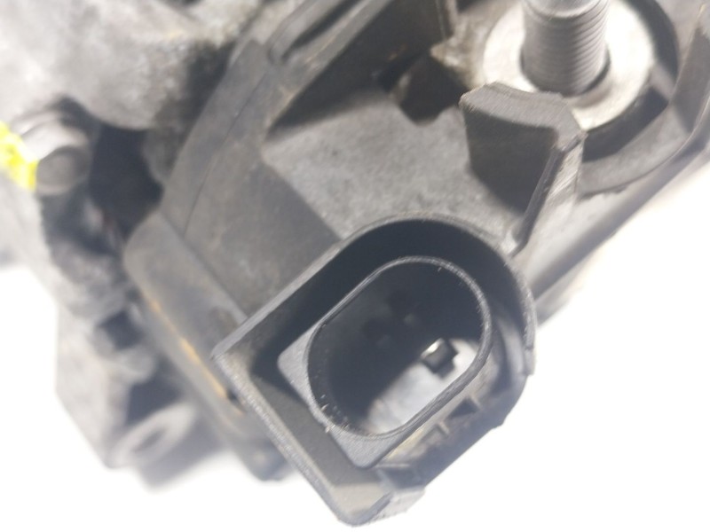 Recambio de alternador para ford ecosport 1.5 ecoblue tdci referencia OEM IAM 2260730 AV6N10300GC 