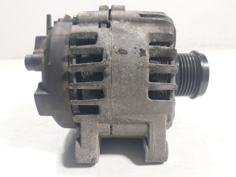 Recambio de alternador para ford ecosport 1.5 ecoblue tdci referencia OEM IAM 2260730 AV6N10300GC 