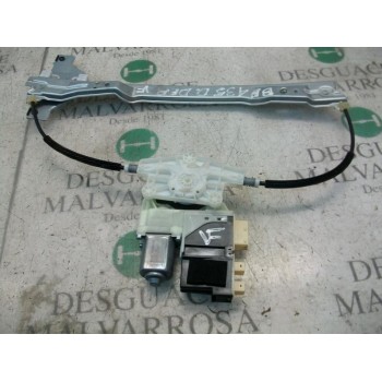 ELEVALUNAS DELANTERO DERECHO 