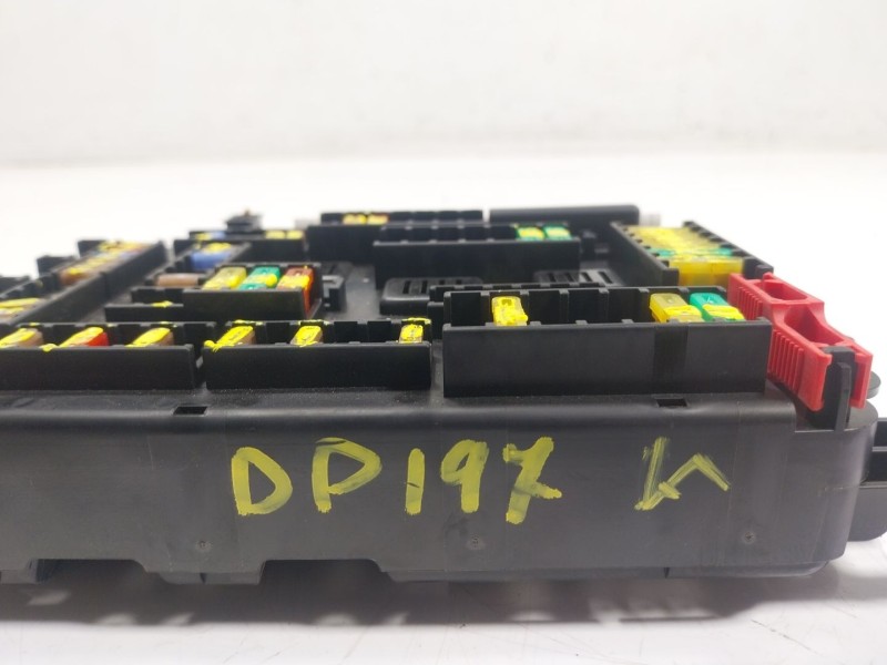 Recambio de caja reles / fusibles para bmw 3 (f30, f80) 316 d referencia OEM IAM  933788102 