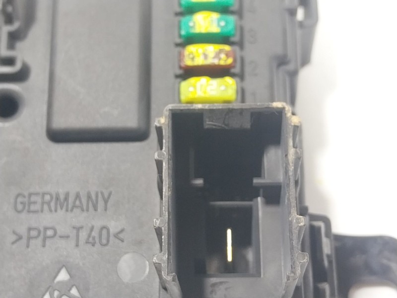 Recambio de caja reles / fusibles para bmw 3 (f30, f80) 316 d referencia OEM IAM  936239501 