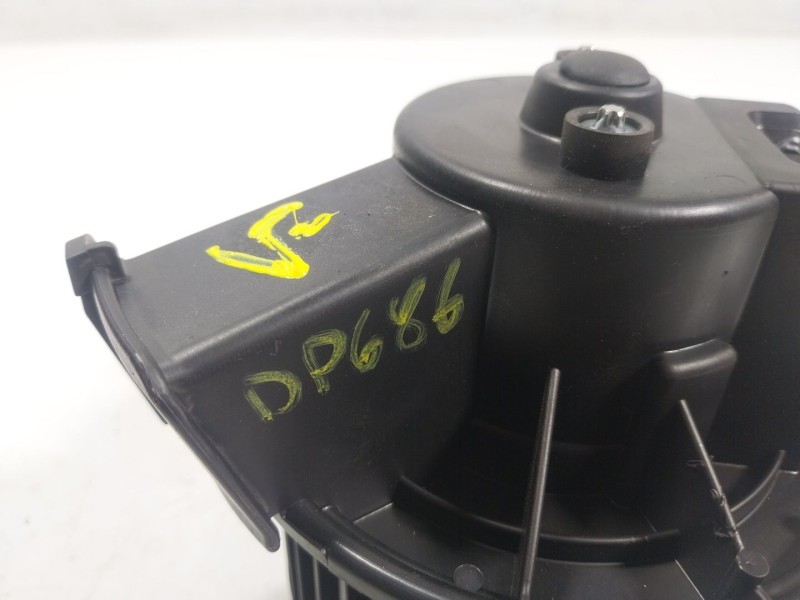 Recambio de motor calefaccion para peugeot boxer furgoneta 2.0 bluehdi 130 referencia OEM IAM 6441Y1  