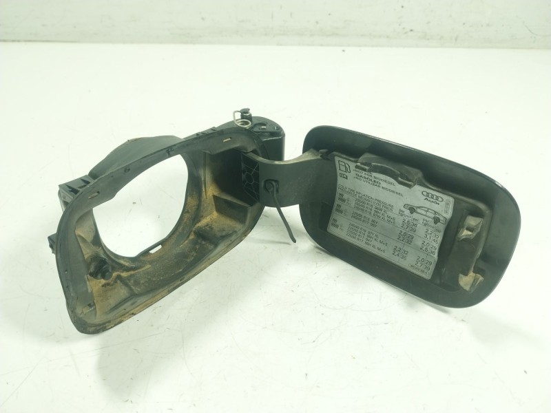Recambio de tapa combustible para audi a6 c6 (4f2) 2.0 tdi referencia OEM IAM   