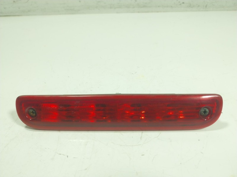 Recambio de piloto trasero central para peugeot boxer furgoneta 2.0 bluehdi 130 referencia OEM IAM 6351Z4  