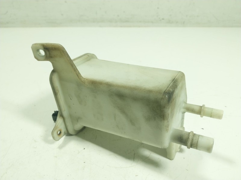 Recambio de deposito servo para peugeot boxer furgoneta 2.0 bluehdi 130 referencia OEM IAM 1643210380  