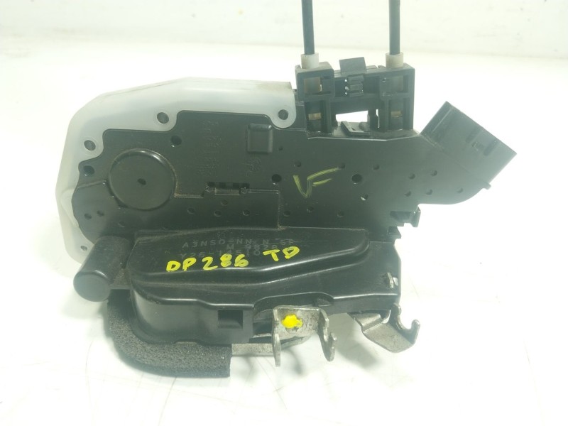 Recambio de cerradura puerta trasera derecha para nissan leaf (ze1) electric referencia OEM IAM 825003NL1A Y2614510 