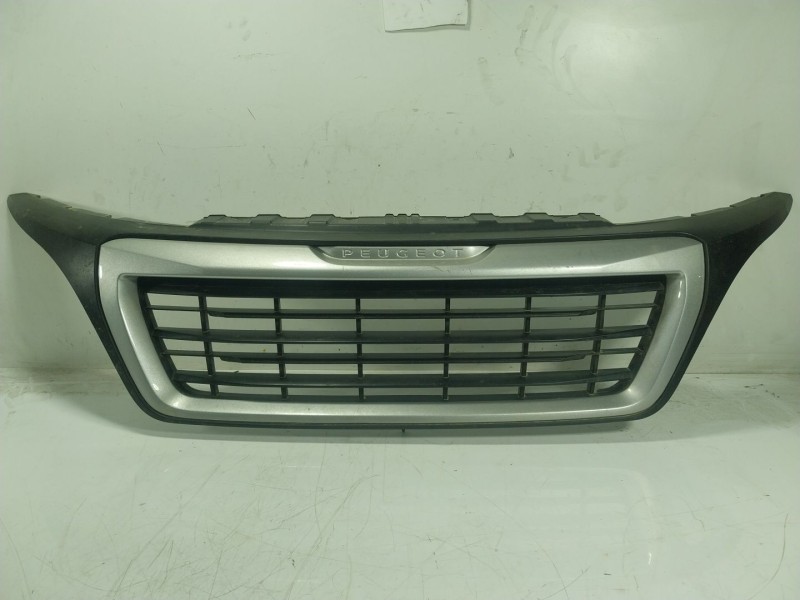 Recambio de rejilla para peugeot boxer caja/chasis 2.2 bluehdi 140 referencia OEM IAM   