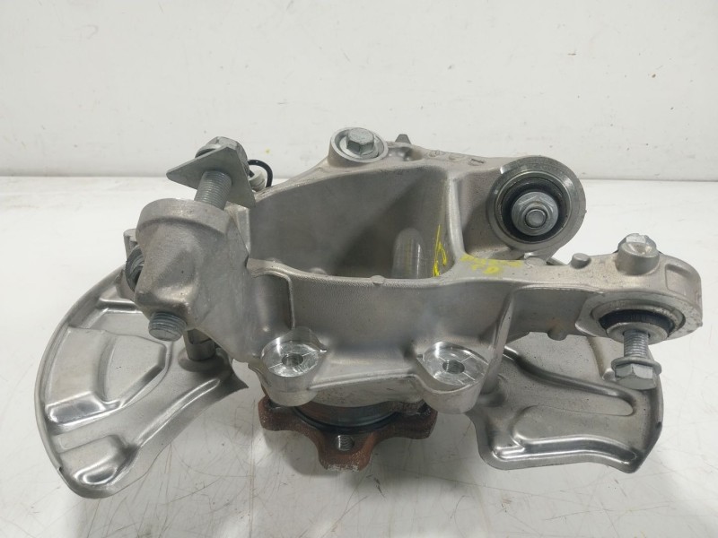 Recambio de mangueta trasera derecha para bmw 8 coupé (g15, f92) 840 d xdrive referencia OEM IAM   