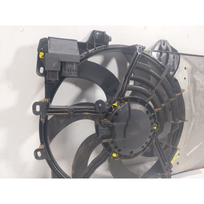 Recambio de electroventilador para opel crossland x / crossland (p17, p2qo) 1.2 (75) referencia OEM IAM  3639678 