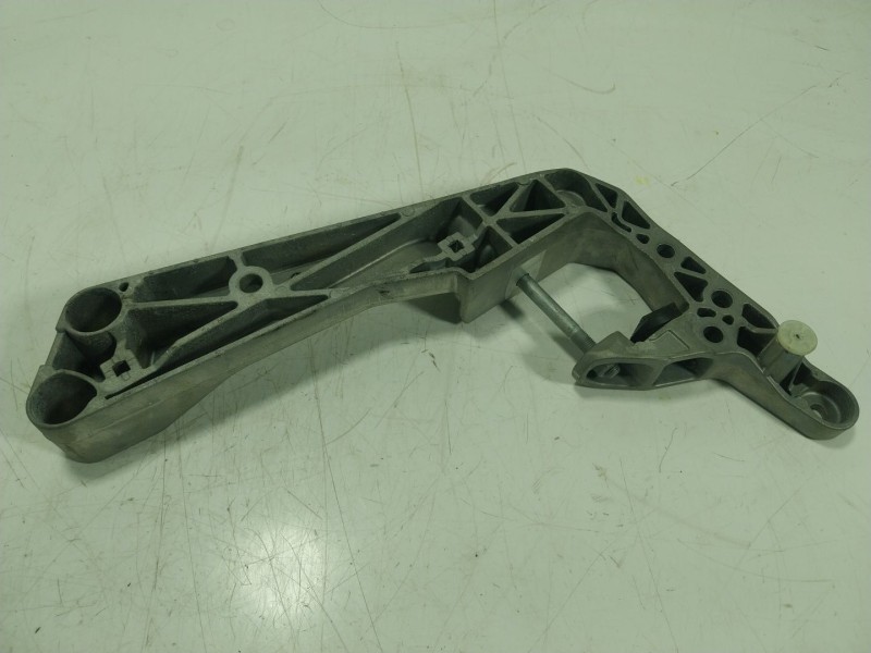 Recambio de soporte cambio para bmw 8 coupé (g15, f92) 840 d xdrive referencia OEM IAM  2232948531202 