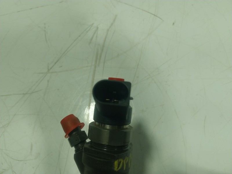 Recambio de inyector para bmw x1 (e84) sdrive 18 d referencia OEM IAM  779844606 