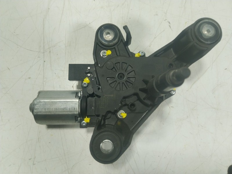 Recambio de motor limpia trasero para opel crossland x / crossland (p17, p2qo) 1.2 (75) referencia OEM IAM  9819899980 