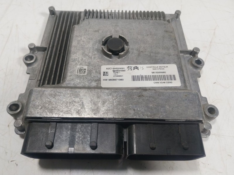 Recambio de centralita motor uce para opel crossland x / crossland (p17, p2qo) 1.2 (75) referencia OEM IAM  9806671980 