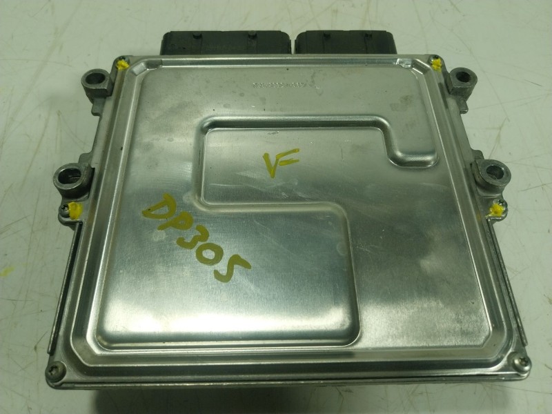 Recambio de centralita motor uce para opel crossland x / crossland (p17, p2qo) 1.2 (75) referencia OEM IAM  9806671980 