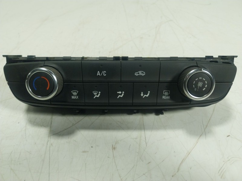 Recambio de mando climatizador para opel crossland x / crossland (p17, p2qo) 1.2 (75) referencia OEM IAM  98114000 