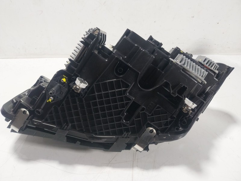 Recambio de faro derecho para bmw 5 (g30, f90) 540 i xdrive referencia OEM IAM  5A388F202 