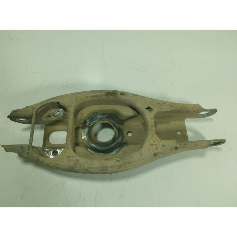 Recambio de brazo suspension superior trasero derecho para bmw x1 (e84) sdrive 18 d referencia OEM IAM   