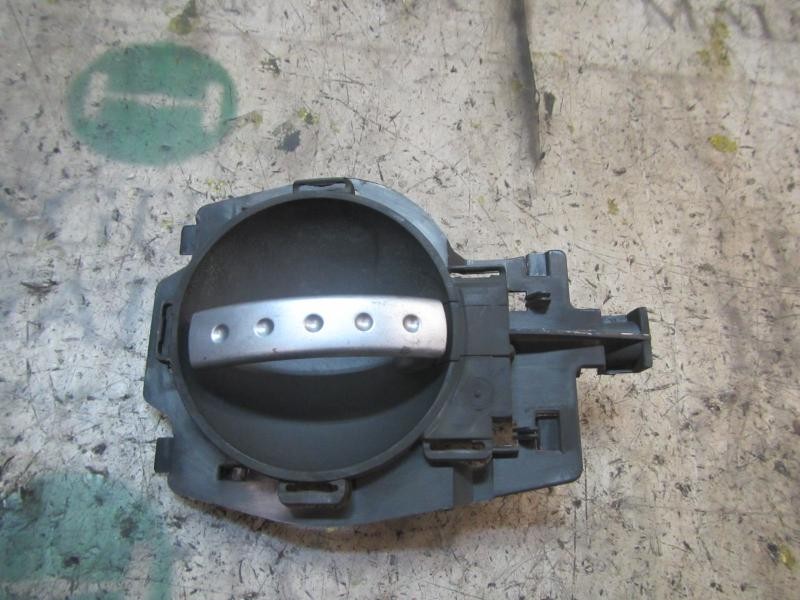 Recambio de maneta interior delantera izquierda para citroën c3 1.4 referencia OEM IAM   