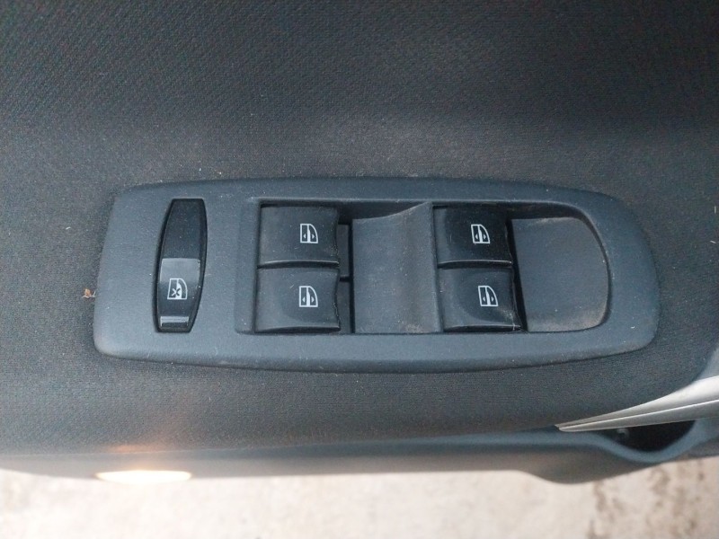 renault koleos i (hy_) del año 2012