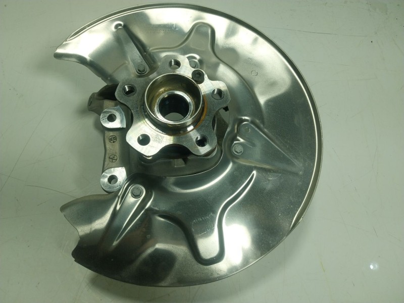 Recambio de mangueta trasera izquierda para bmw 5 (g30, f90) 540 i xdrive referencia OEM IAM   