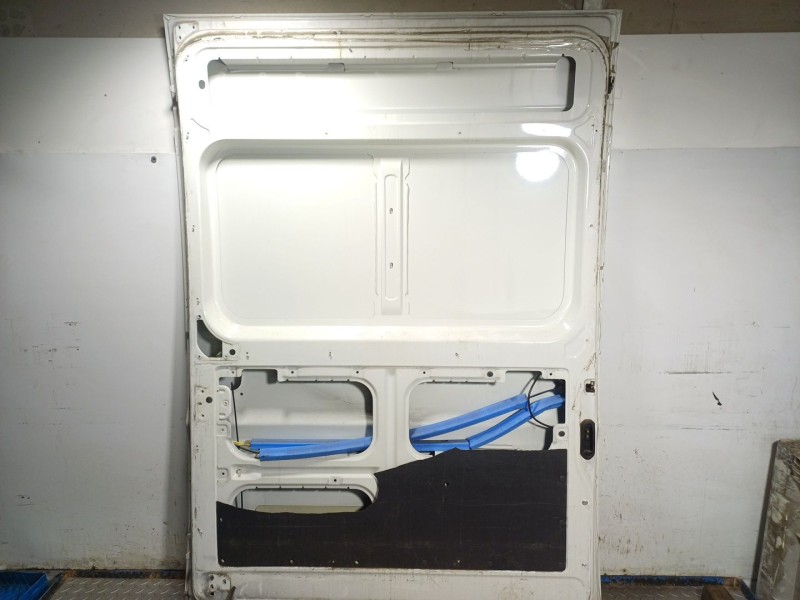 Recambio de puerta lateral derecha para peugeot boxer furgoneta 2.0 bluehdi 130 referencia OEM IAM 1612405180  