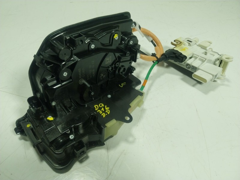 Recambio de cerradura puerta delantera derecha para bmw 5 (g30, f90) 540 i xdrive referencia OEM IAM 51217477702 51217477702 