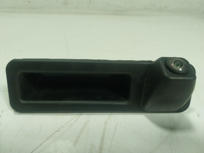 Recambio de maneta porton para bmw 5 (g30, f90) 540 i xdrive referencia OEM IAM 51247381868 7381868 66555A63731