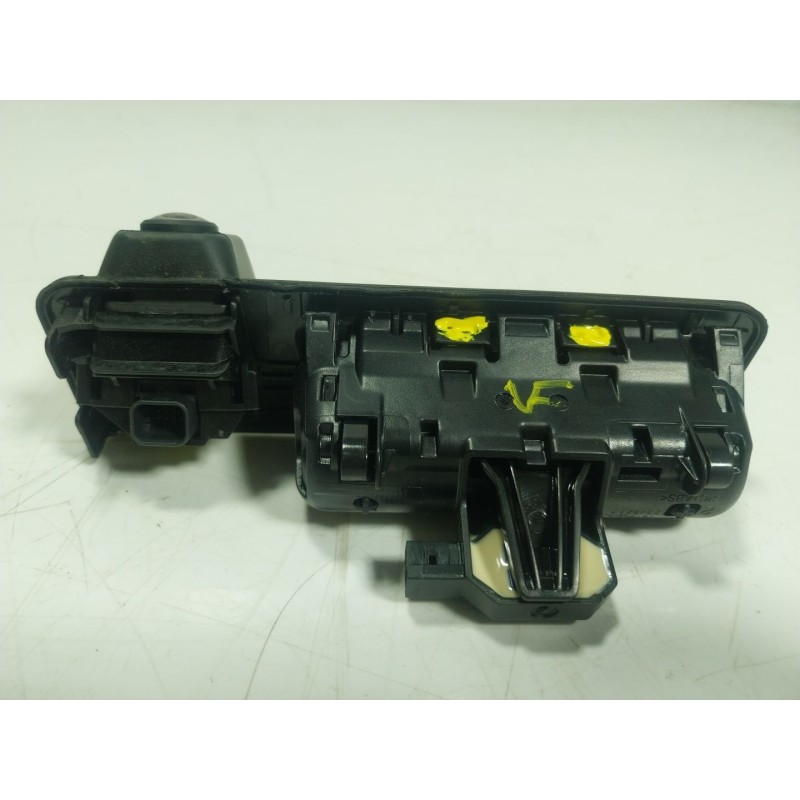 Recambio de maneta porton para bmw 5 (g30, f90) 540 i xdrive referencia OEM IAM 51247381868 7381868 66555A63731