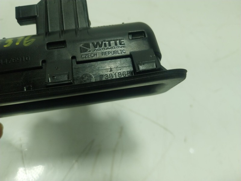 Recambio de maneta porton para bmw 5 (g30, f90) 540 i xdrive referencia OEM IAM 51247381868 7381868 66555A63731