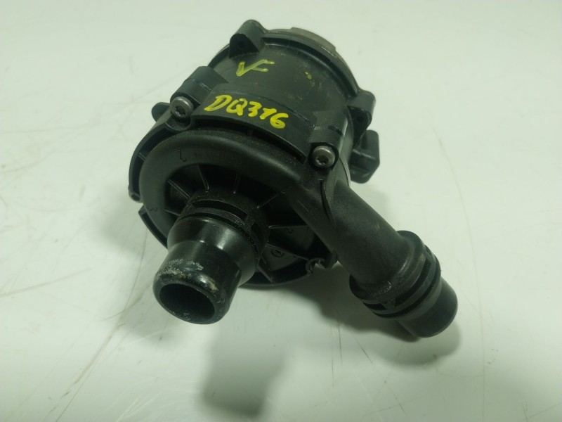 Recambio de bomba agua para bmw 5 (g30, f90) 540 i xdrive referencia OEM IAM 11518651287 863823703 