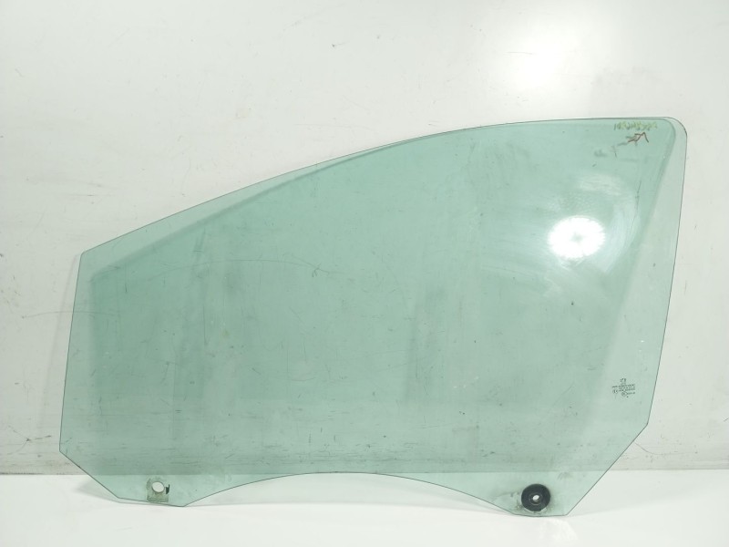 Recambio de cristal puerta delantero izquierdo para peugeot 308 1.6 16v referencia OEM IAM   