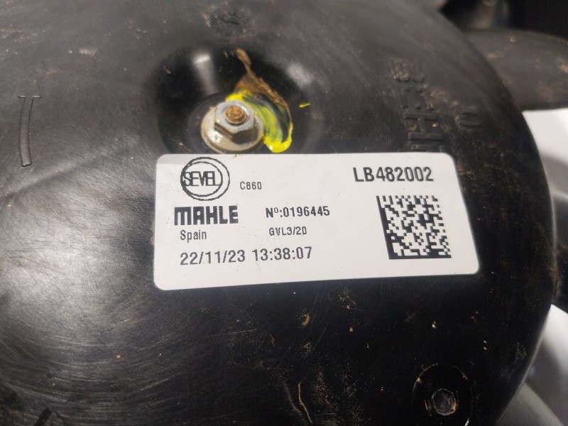 Recambio de electroventilador para citroën jumper ii furgoneta 2.2 bluehdi 140 referencia OEM IAM  52181956 