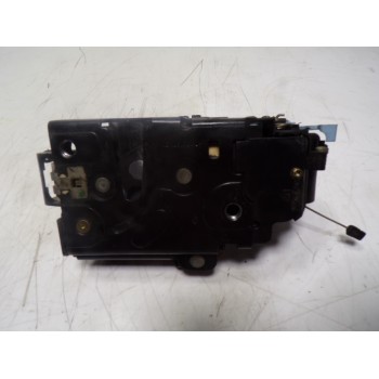 CERRADURA PUERTA DELANTERA DERECHA 3D1837016AC 3D1837010 991564101