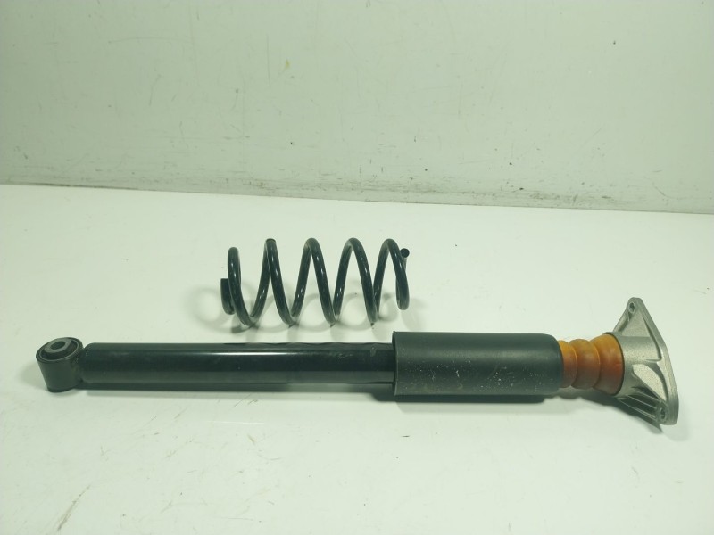 Recambio de amortiguador trasero derecho para mini mini countryman (f60) cooper s all4 referencia OEM IAM 33526888423 3352688842