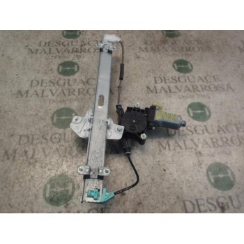 ELEVALUNAS DELANTERO IZQUIERDO 824011G010 