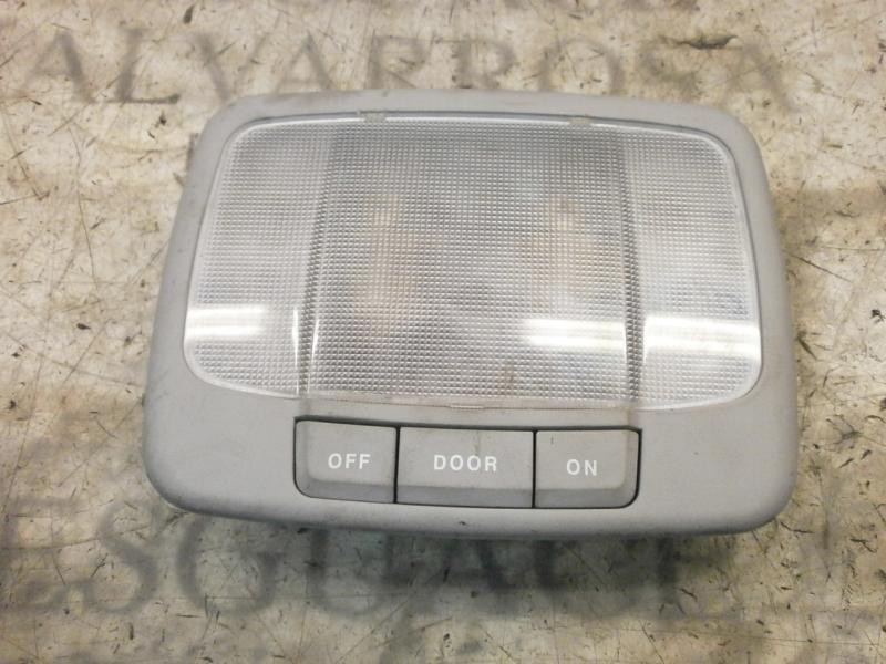 Recambio de piloto interior para hyundai santa fe (sm) 2.4 gls referencia OEM IAM 9281039010YH  