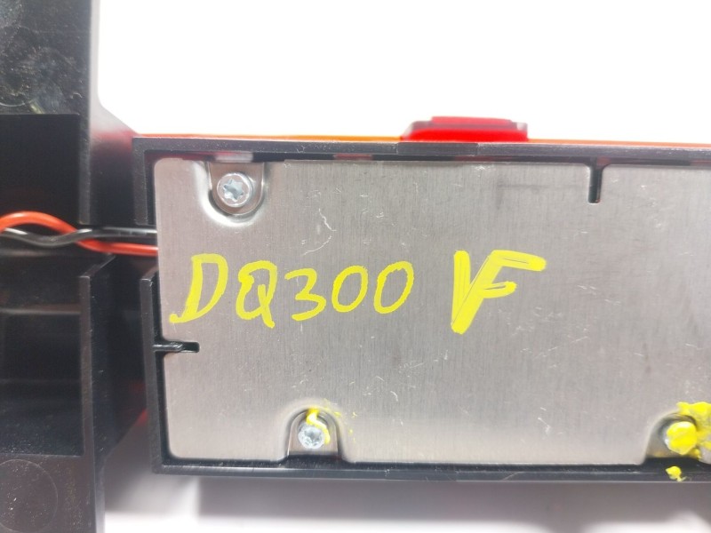 Recambio de piloto trasero central para bmw 8 descapotable (g14, f91) 840 i xdrive referencia OEM IAM  7445770 