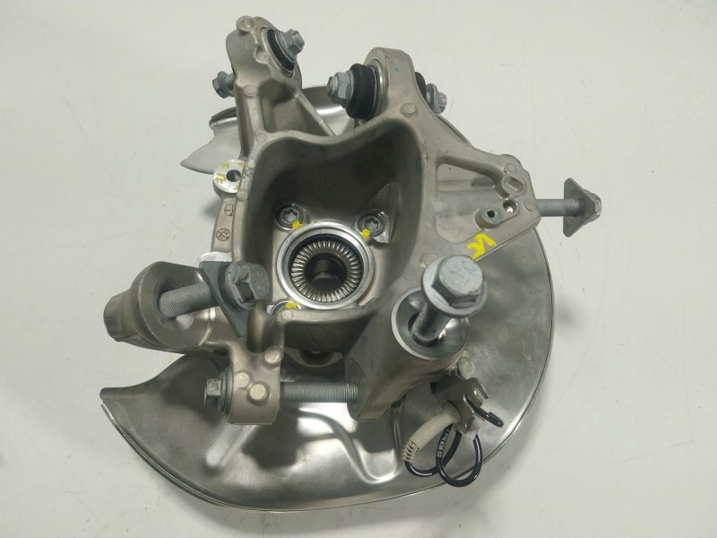 Recambio de mangueta trasera izquierda para bmw 8 gran coupe (g16, f93) 840 d xdrive referencia OEM IAM 33306854117  