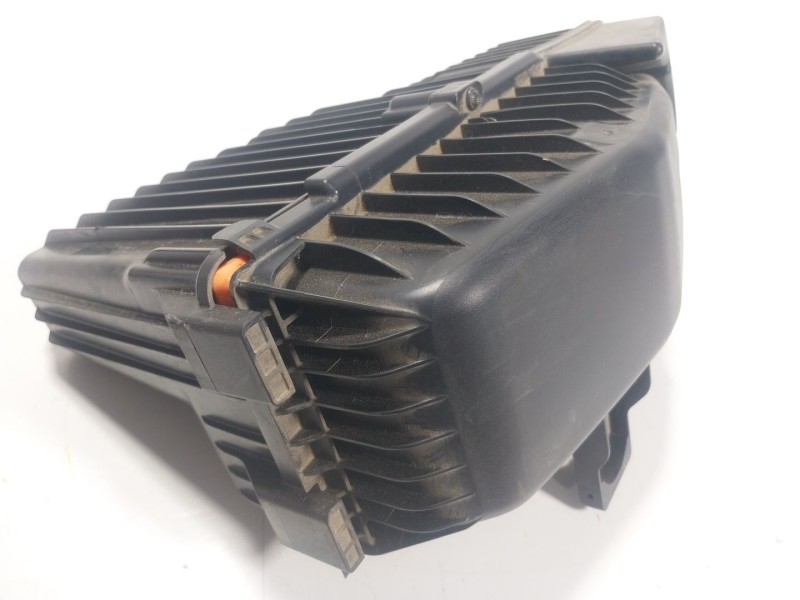 Recambio de filtro aire para citroën c3 / c3 origin iii (sx) 1.2 vti 82 referencia OEM IAM  9813534180 