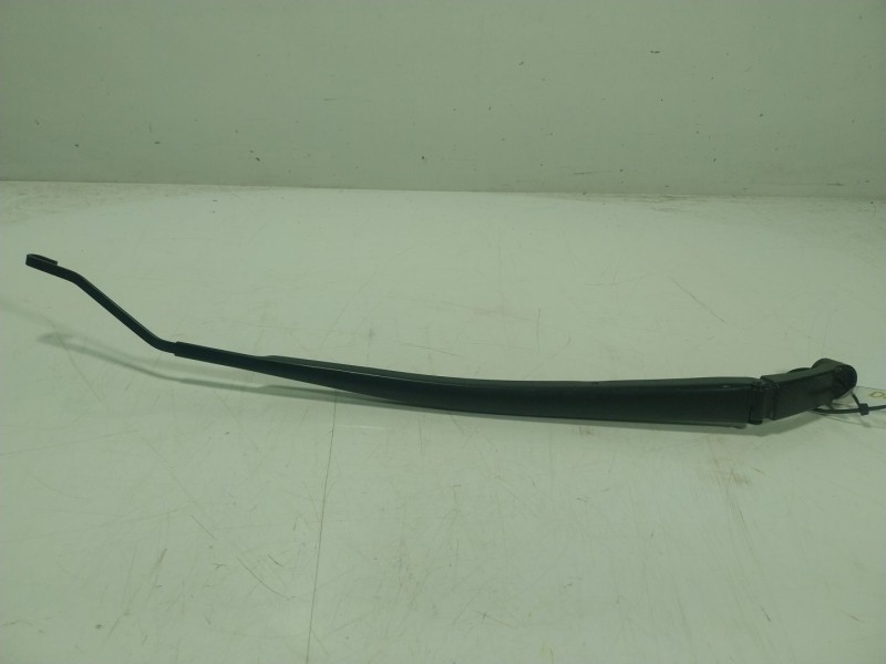 Recambio de brazo limpia delantero derecho para toyota yaris (_p21_, _pa1_, _ph1_) 1.5 (mxpa11) referencia OEM IAM 85211K0020  